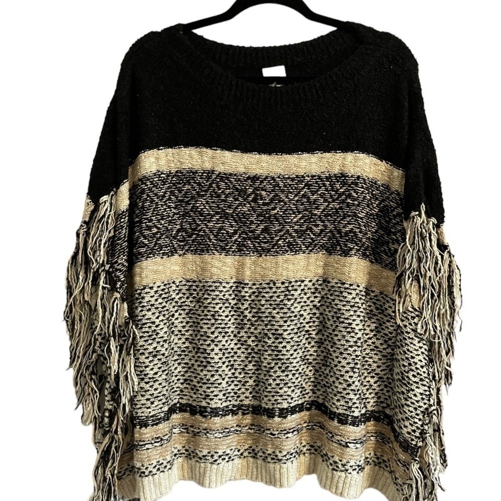 Chicos Chunky Knit Poncho‎ Sweater S Tan Fringe Boho Indie Folk Peasant Festival